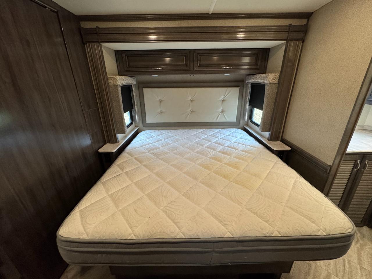 Holiday Rambler Vacationer  2019