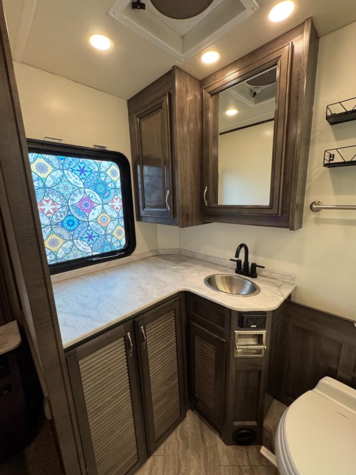 Holiday Rambler Vacationer  2019