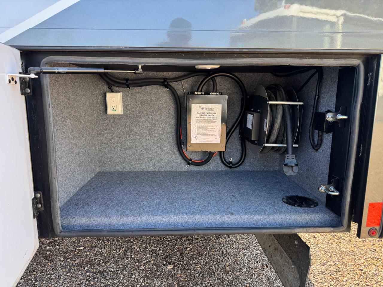 Renegade Motorcoach  2024