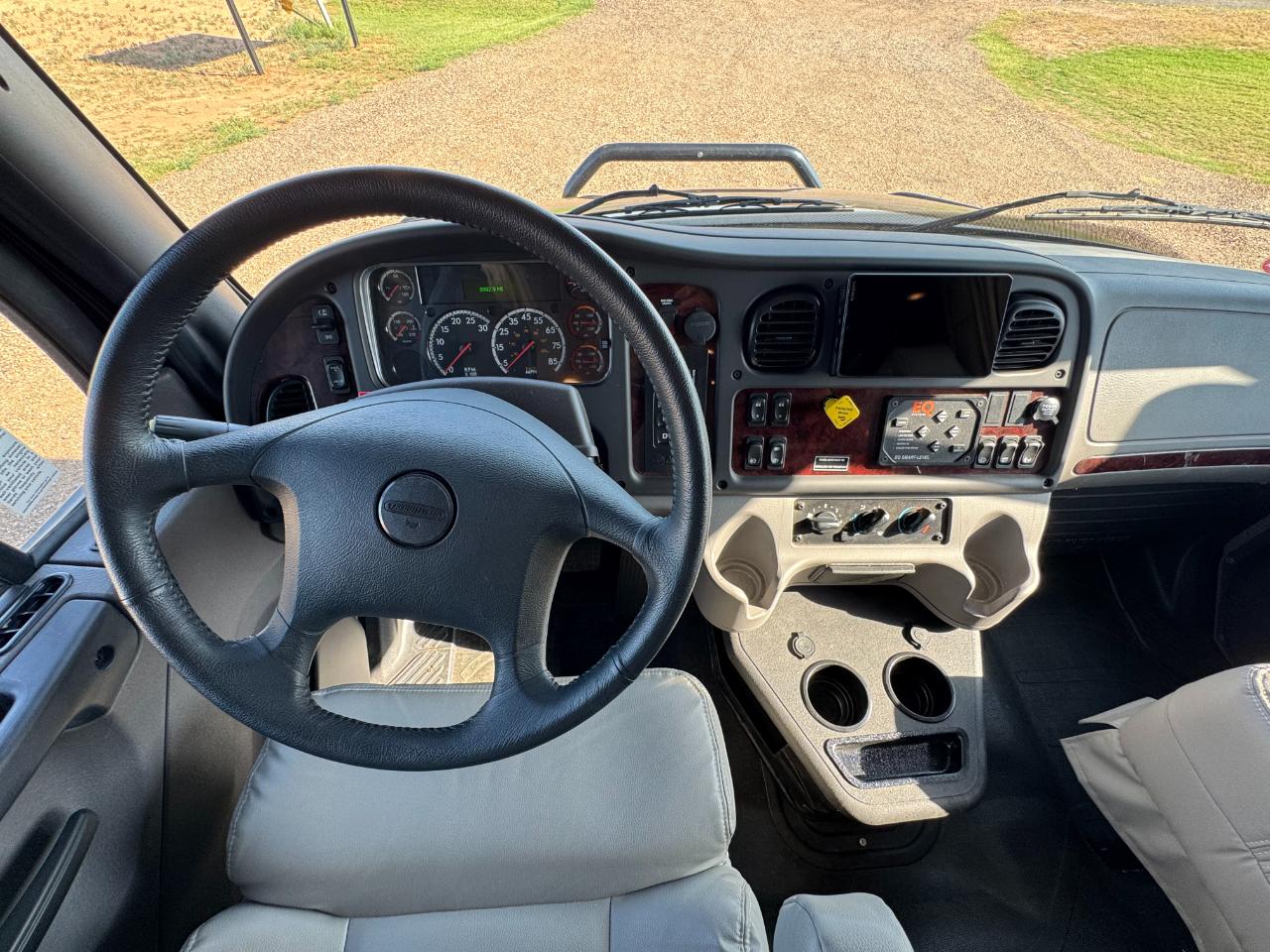 Renegade Motorcoach  2024