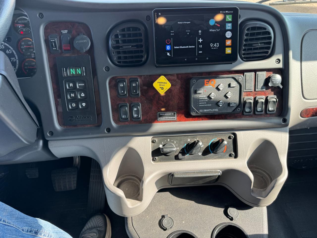 Renegade Motorcoach  2024