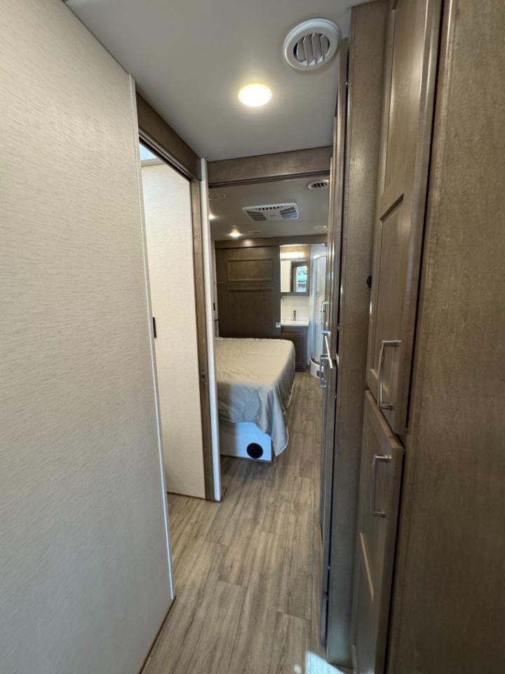 Renegade Motorcoach  2024
