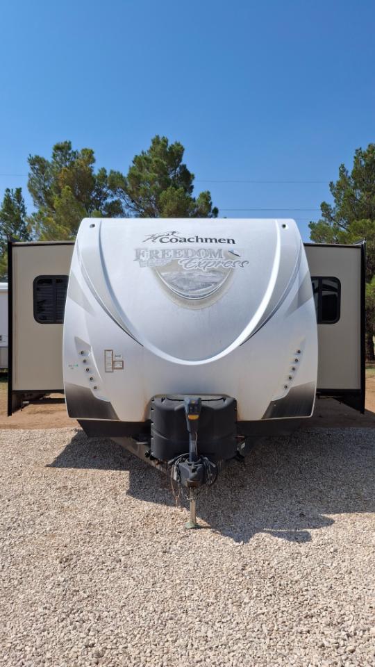 Coachmen Freedom Express  2017