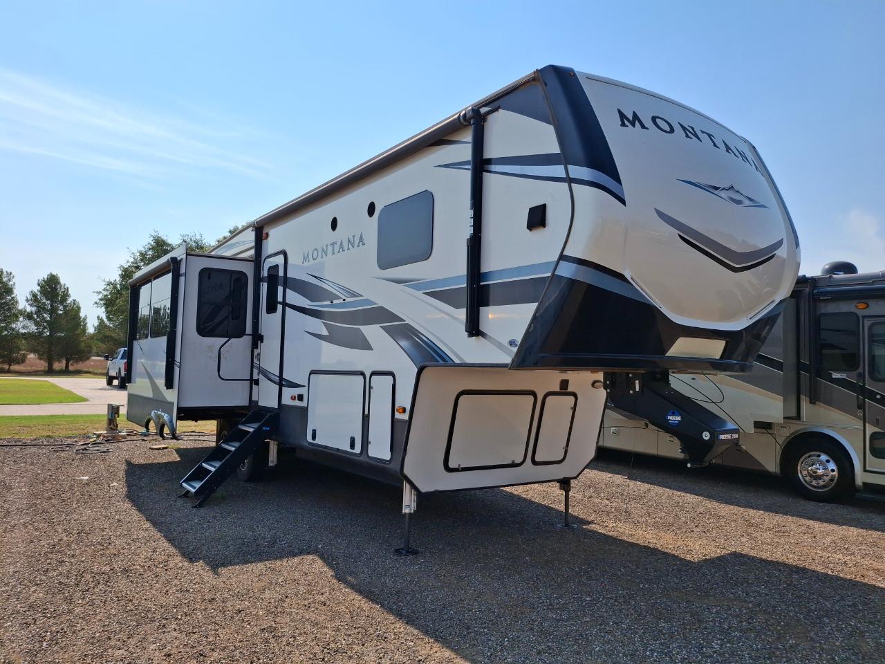 2021 Keystone Montana 3121 RL