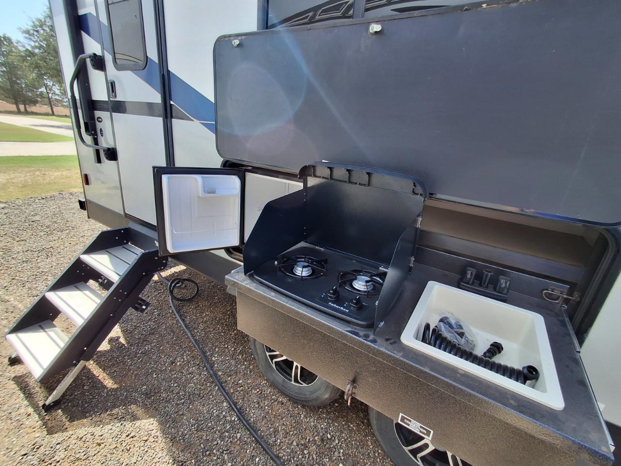 Venture RV Sporttrek  2019