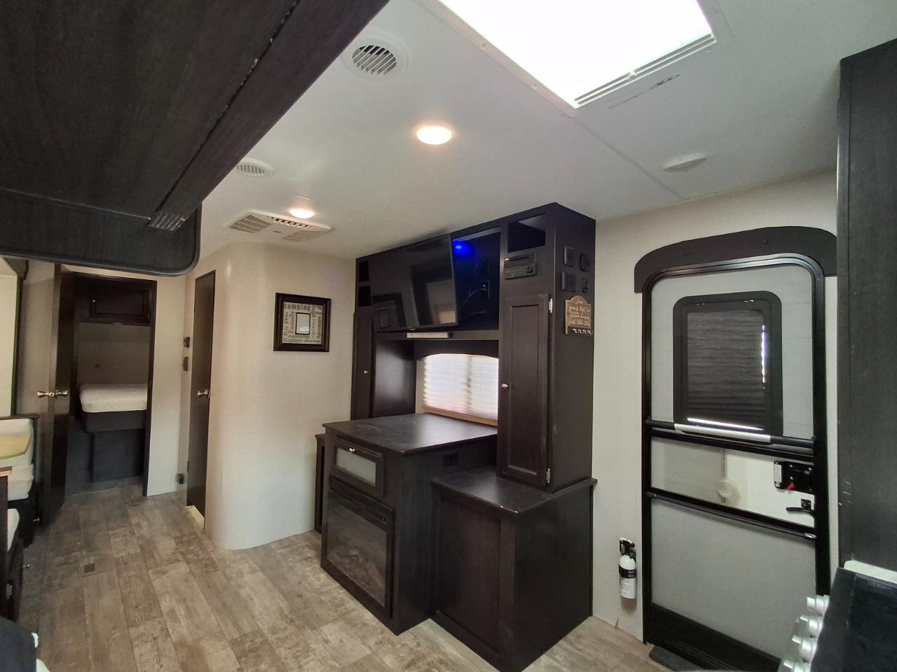 Venture RV Sporttrek  2019