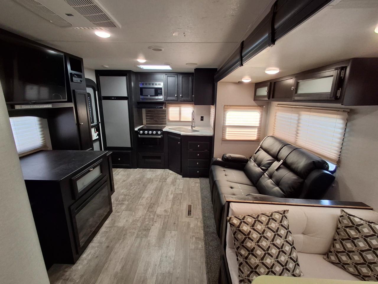 Venture RV Sporttrek  2019