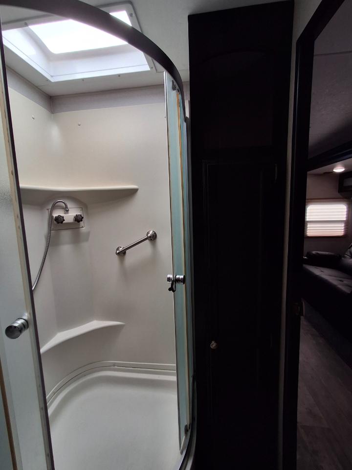 Venture RV Sporttrek  2019
