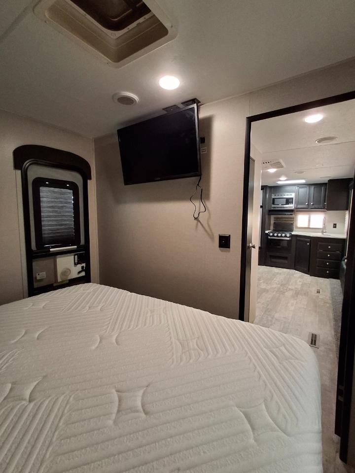 Venture RV Sporttrek  2019