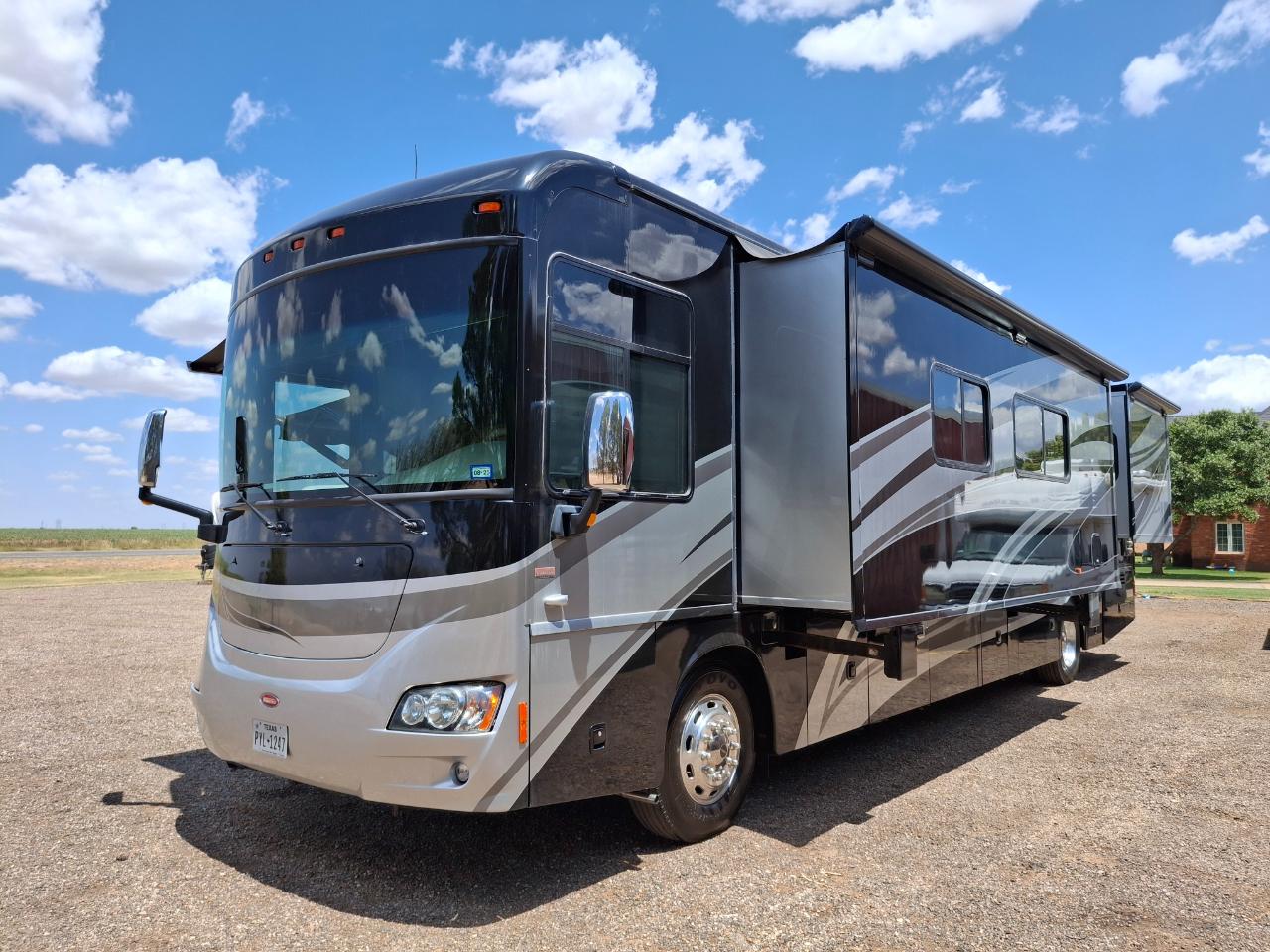 Winnebago Journey  2011