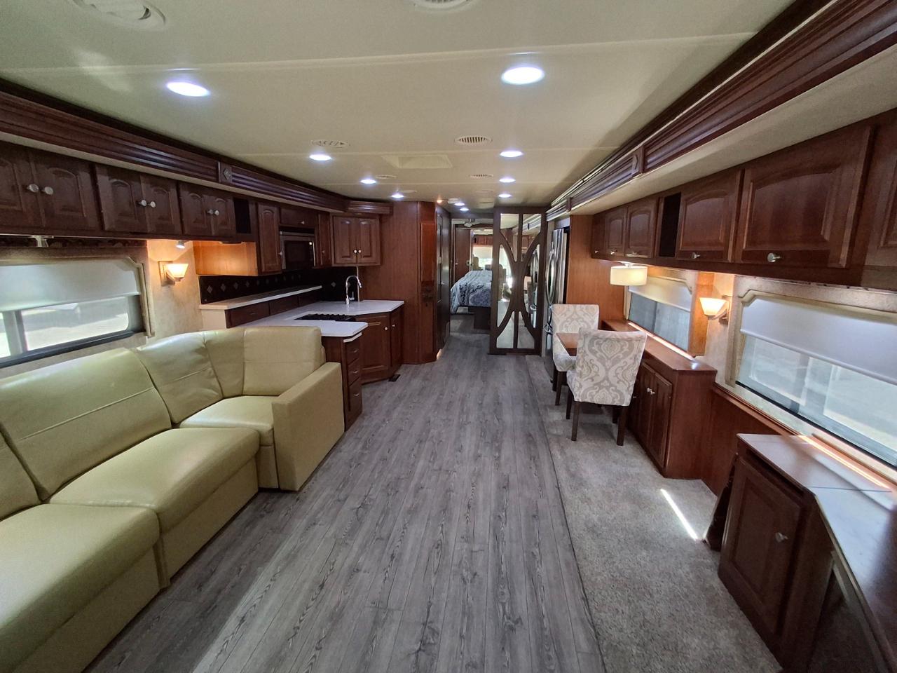 Winnebago Journey  2011