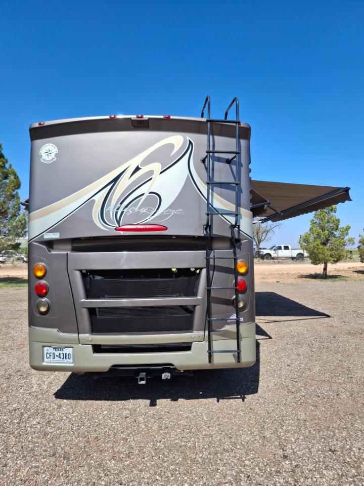 Tiffin Motorhomes Breeze  2012