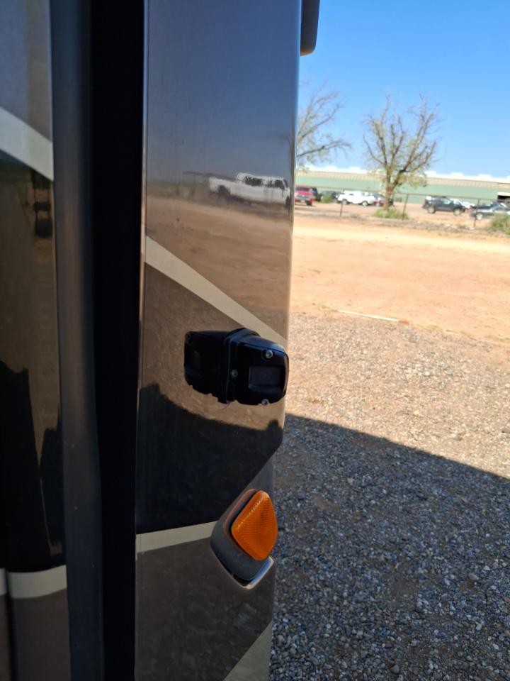 Tiffin Motorhomes Breeze  2012