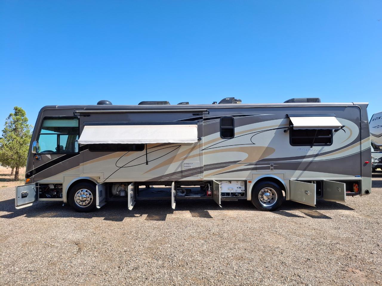Tiffin Motorhomes Breeze  2012