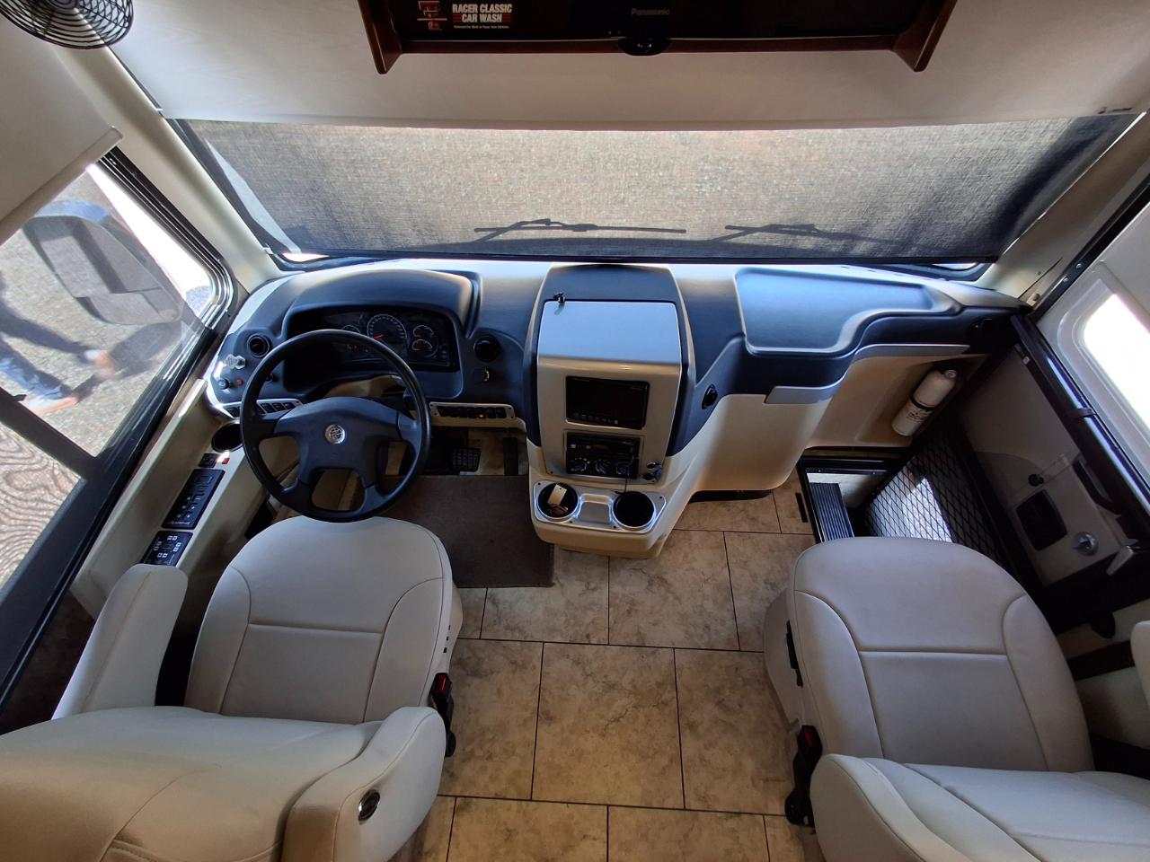 Tiffin Motorhomes Breeze  2012