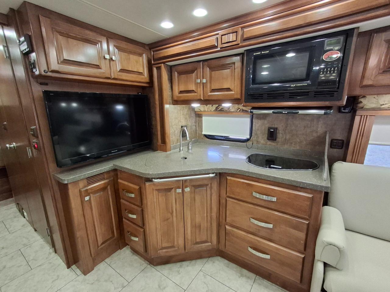 Tiffin Motorhomes Breeze  2012