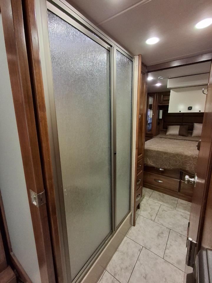 Tiffin Motorhomes Breeze  2012
