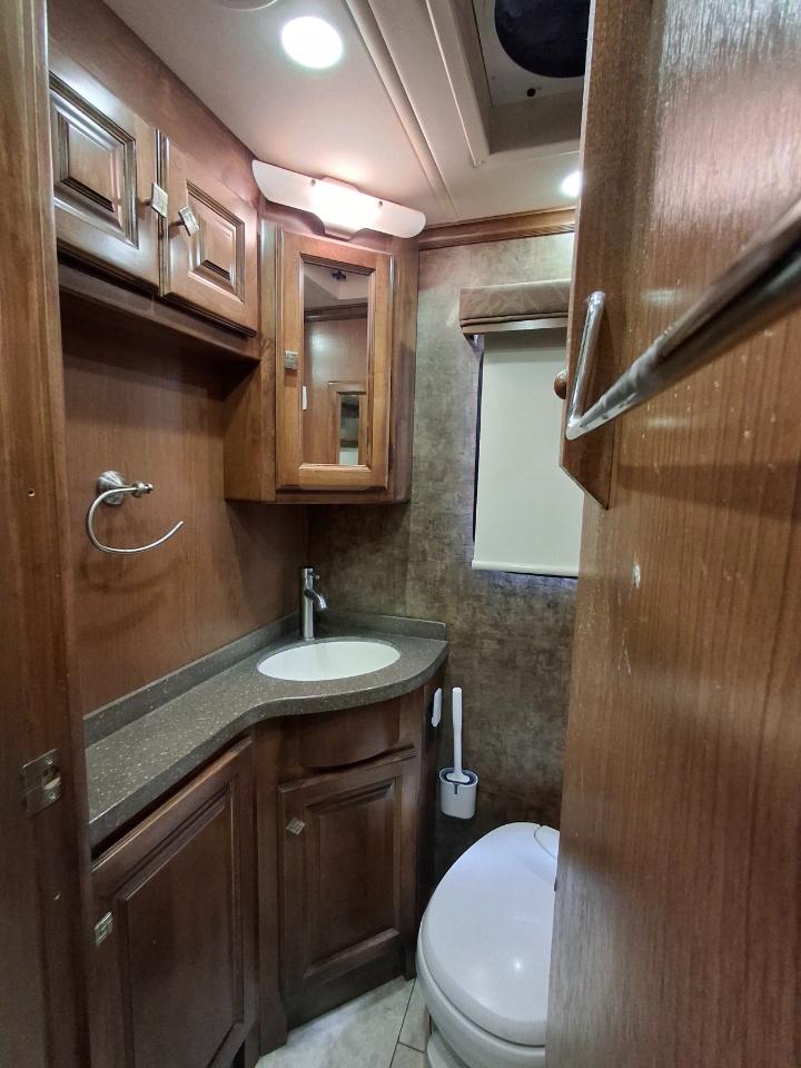 Tiffin Motorhomes Breeze  2012
