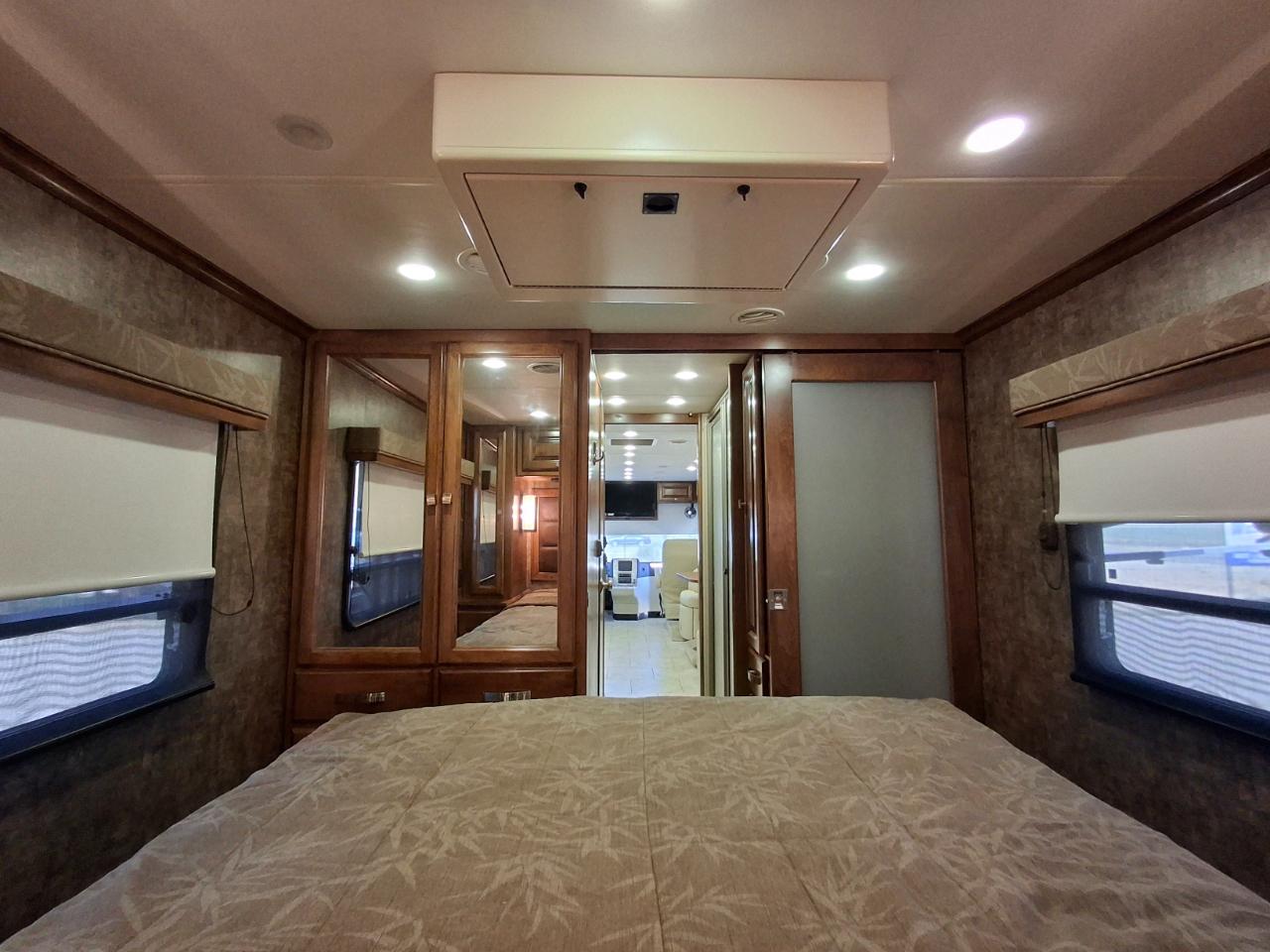Tiffin Motorhomes Breeze  2012