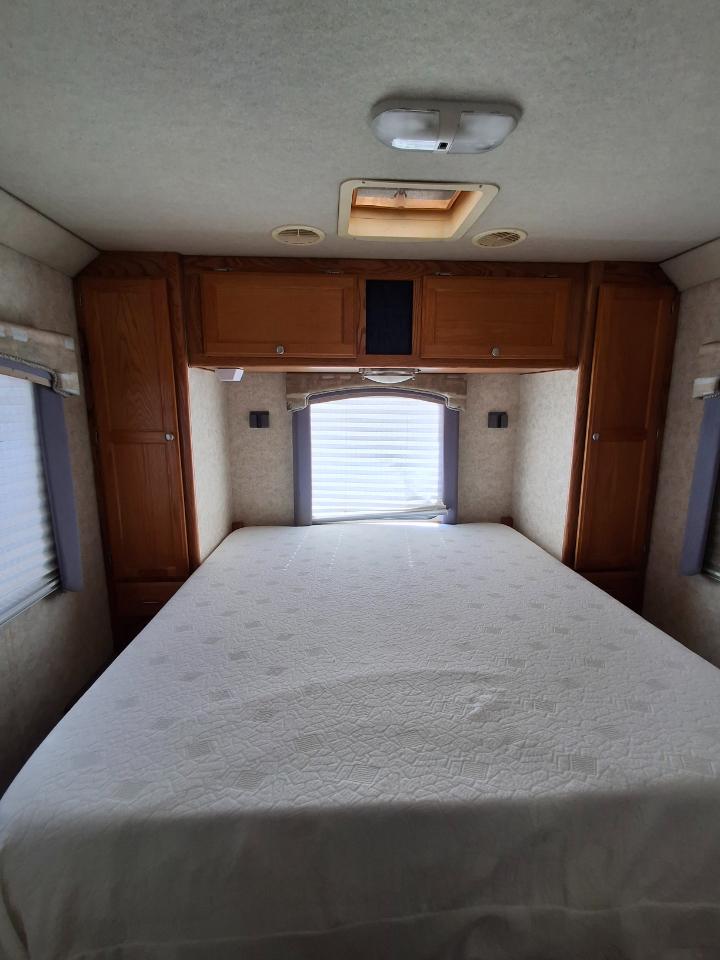 Gulf Stream Conquest  2004