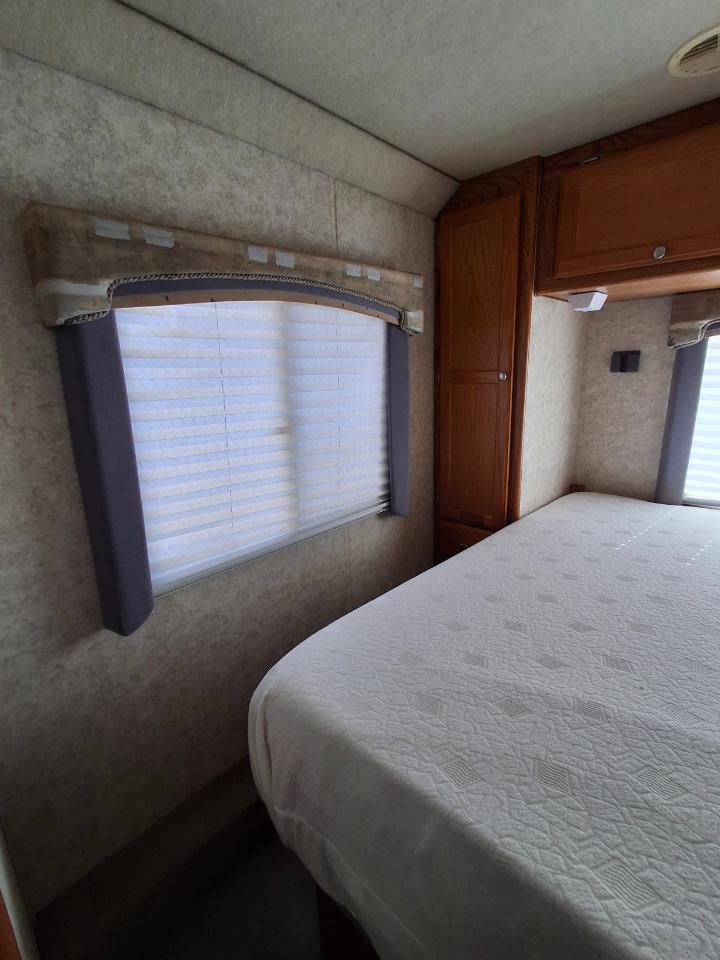 Gulf Stream Conquest  2004