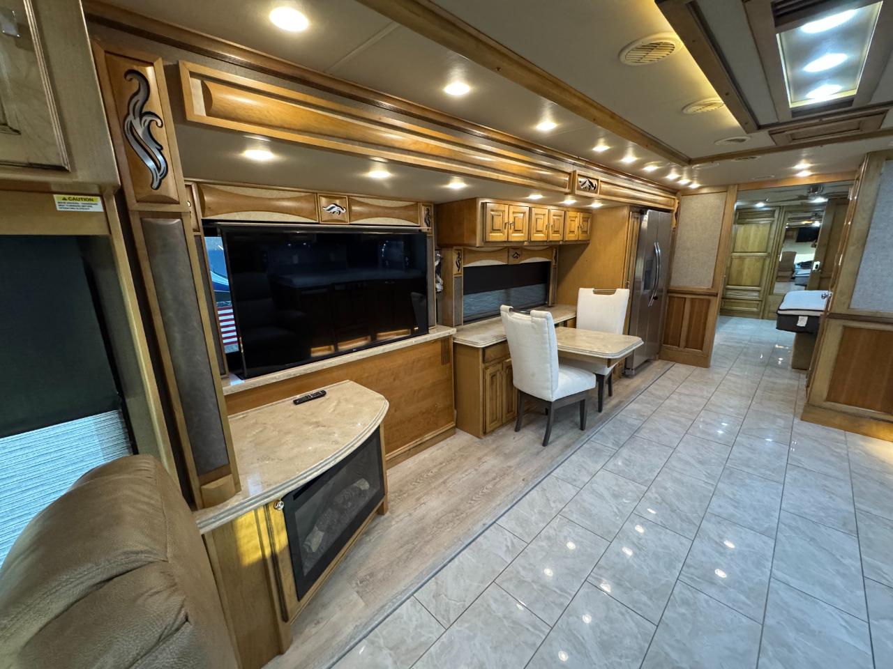 Tiffin Motorhomes Phaeton  2018