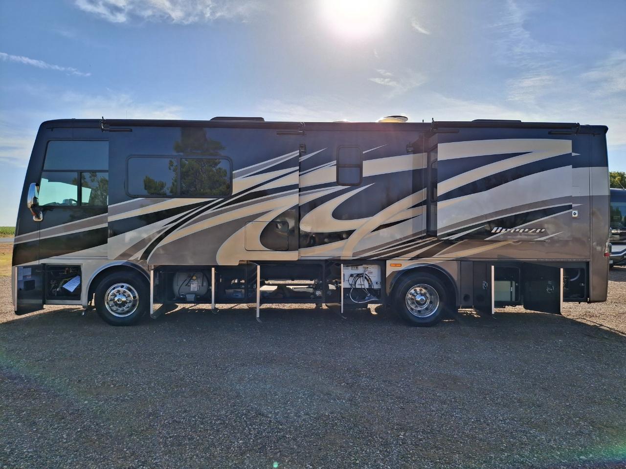 Tiffin Motorhomes Breeze  2018