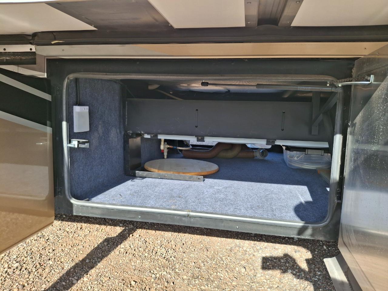 Tiffin Motorhomes Breeze  2018
