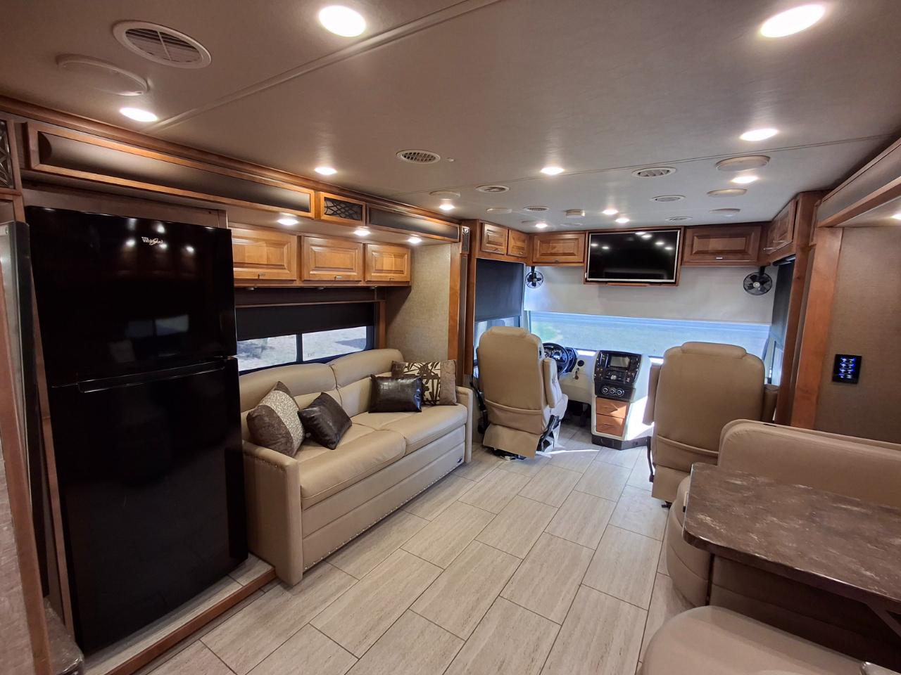 Tiffin Motorhomes Breeze  2018