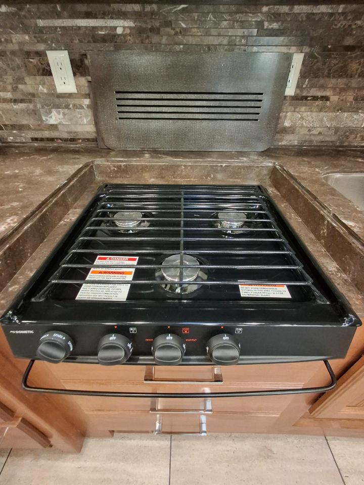 Tiffin Motorhomes Breeze  2018