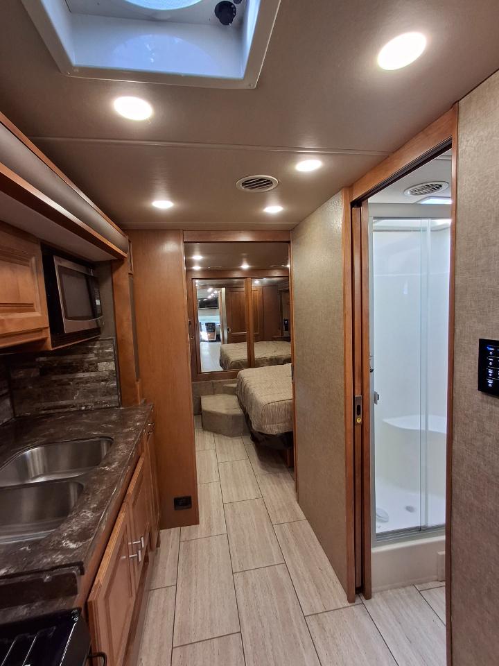 Tiffin Motorhomes Breeze  2018