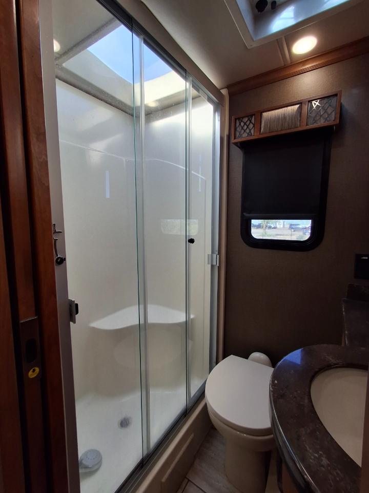 Tiffin Motorhomes Breeze  2018