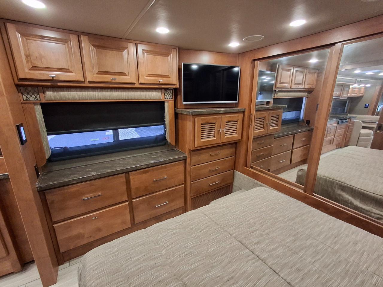Tiffin Motorhomes Breeze  2018