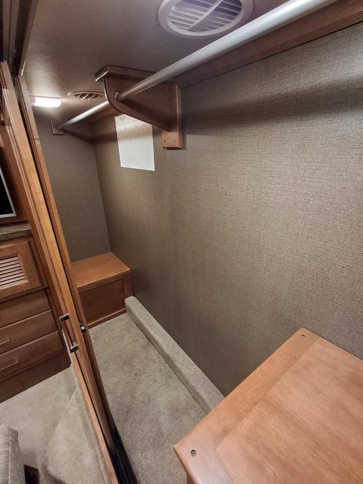 Tiffin Motorhomes Breeze  2018