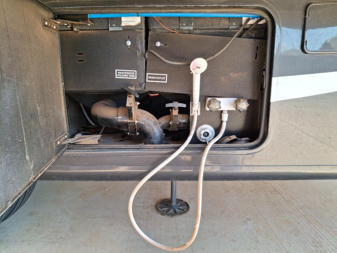 Thor Motor Coach Magnitude Super C Diesel  2021