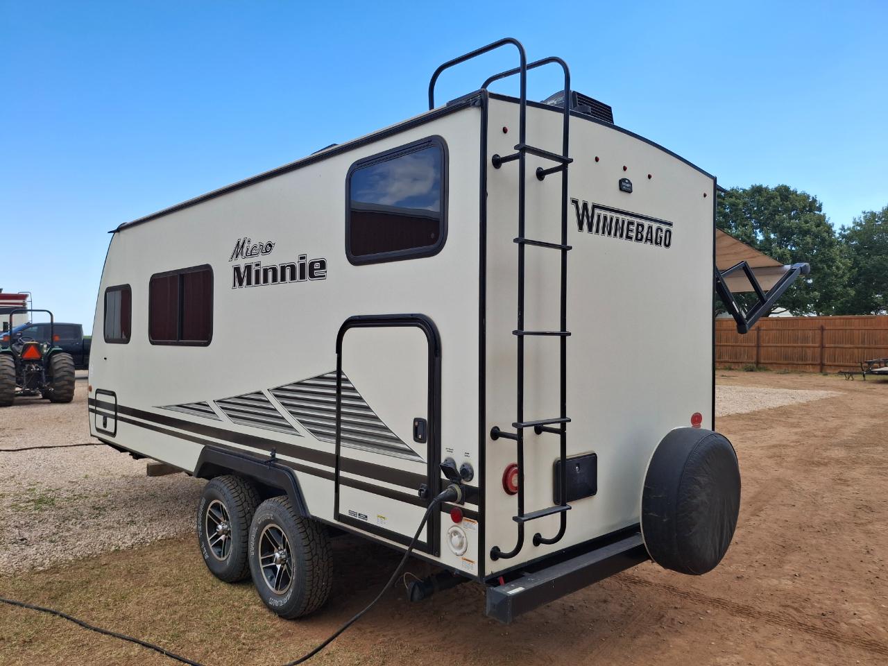 Winnebago Micro Minnie  2021