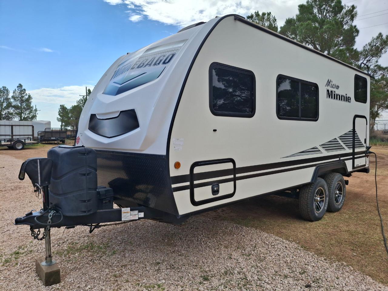 Winnebago Micro Minnie  2021
