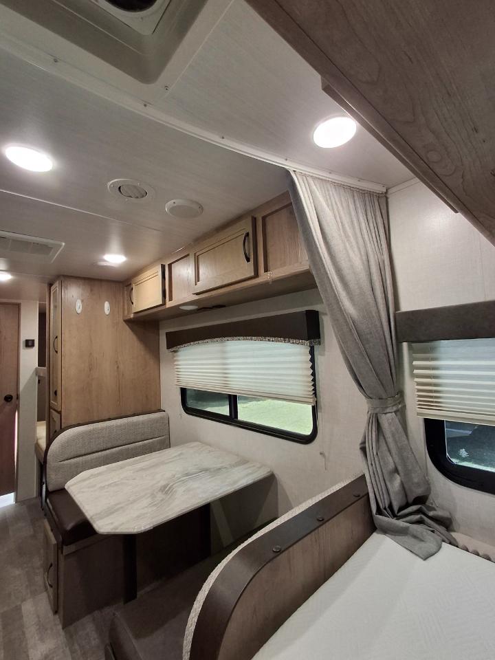 Winnebago Micro Minnie  2021