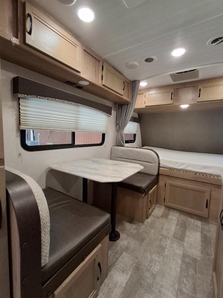 Winnebago Micro Minnie  2021
