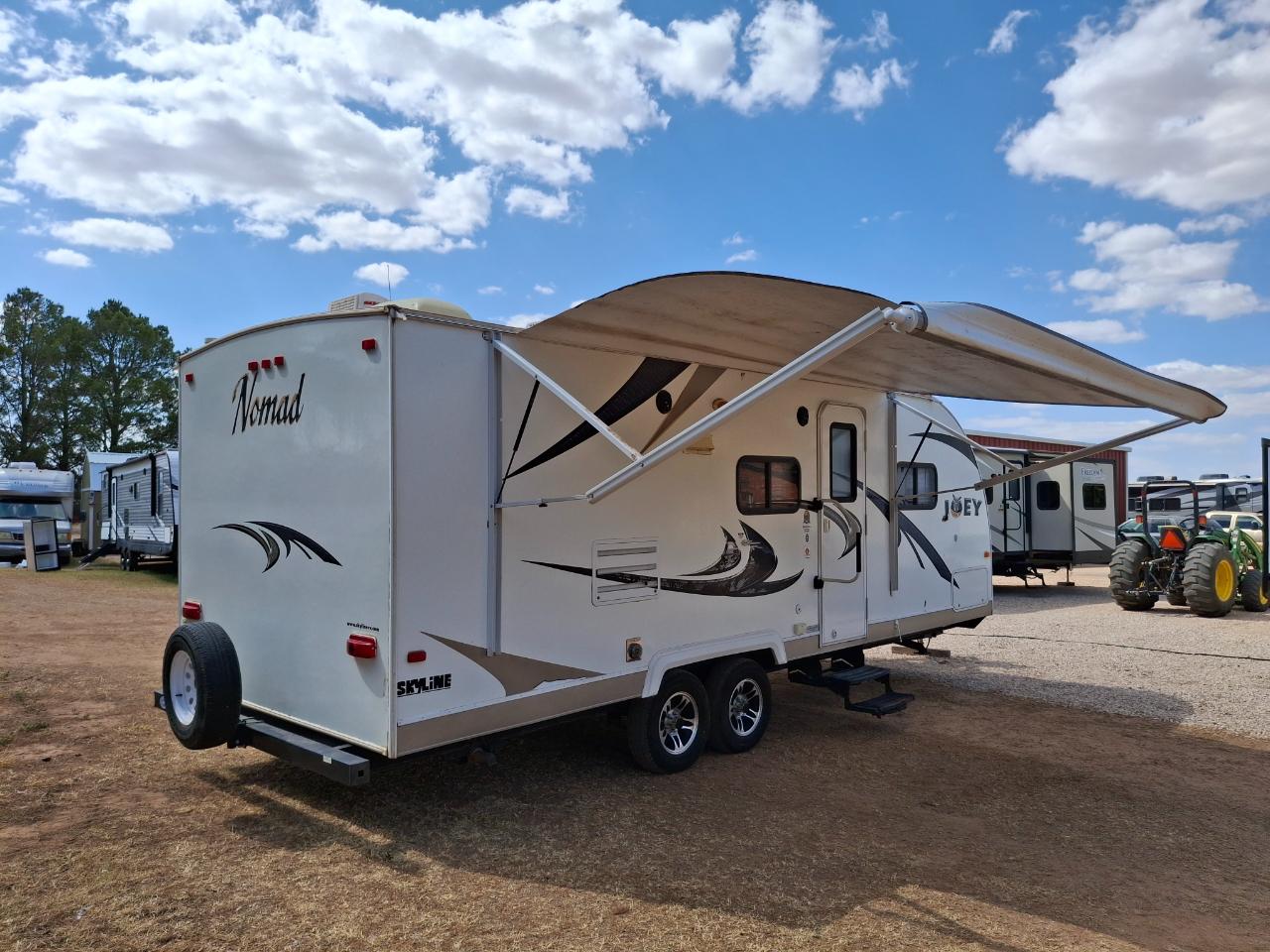 Skyline Corporation Nomad  2012