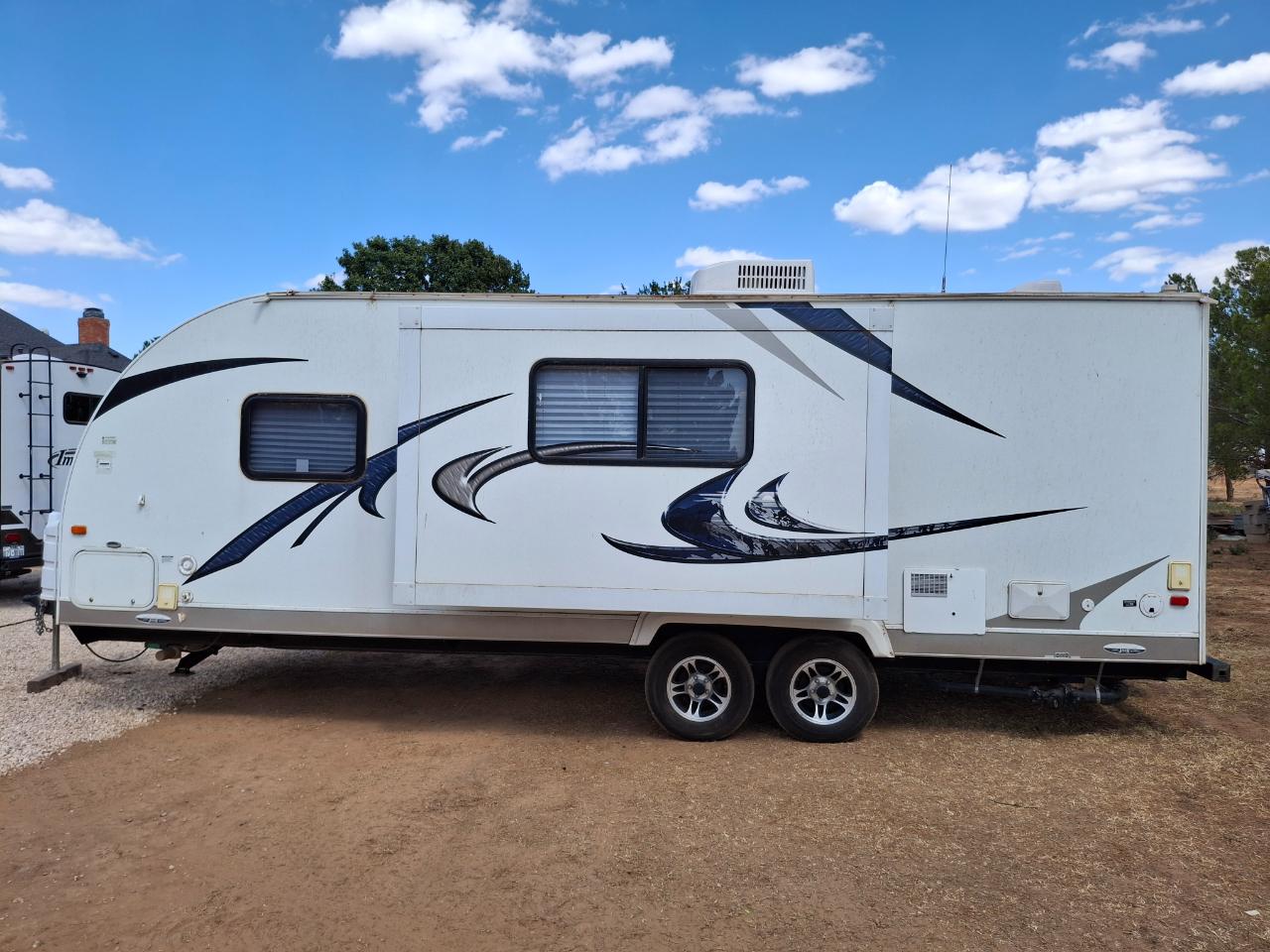 Skyline Corporation Nomad  2012