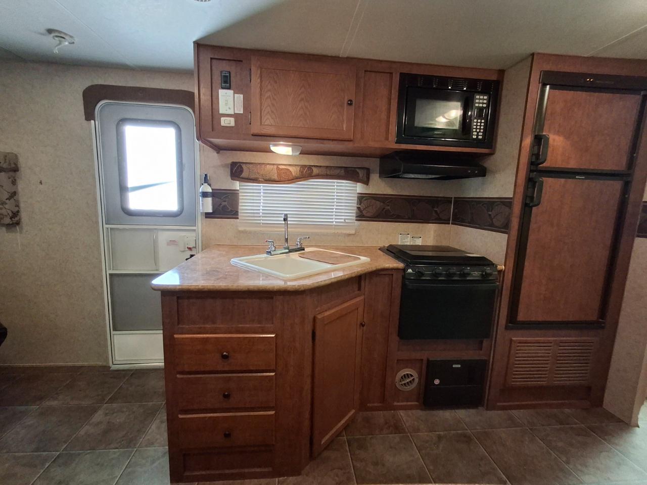 Skyline Corporation Nomad  2012