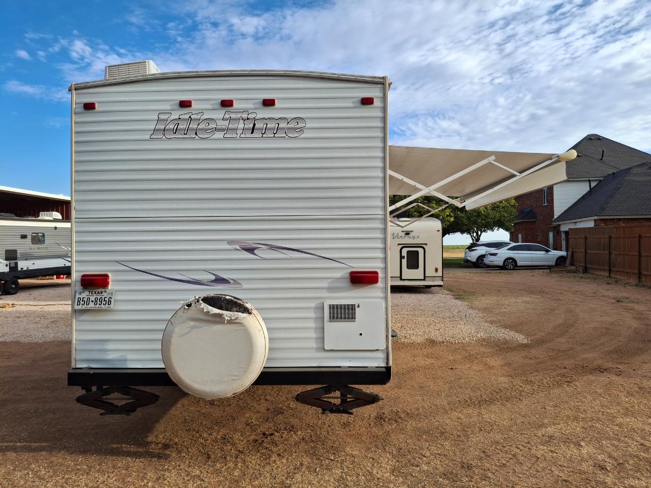 Allen Camper Idle Time  2016