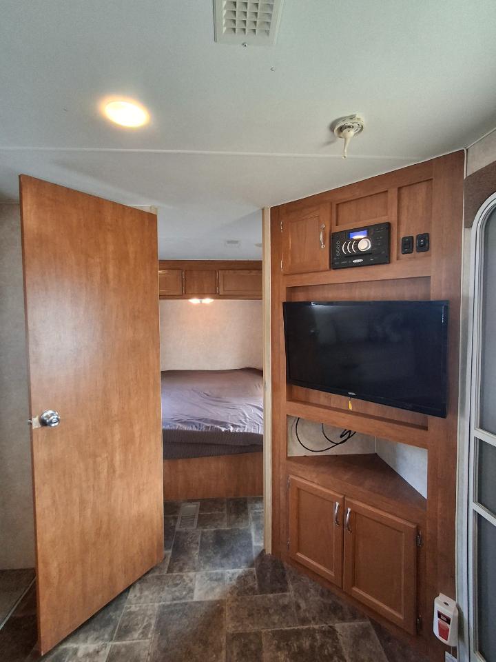 Allen Camper Idle Time  2016