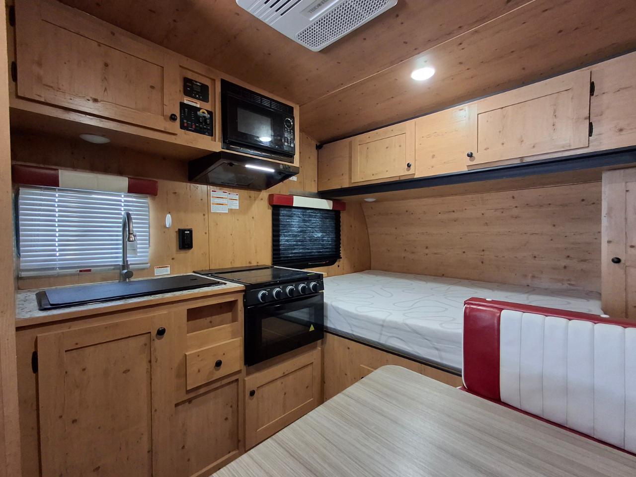 Sunset Park RV SunLite Travel Trailer  2025