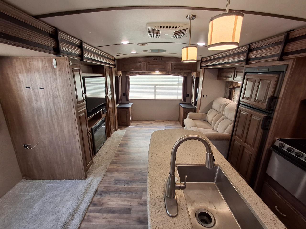 Keystone RV Laredo  2018