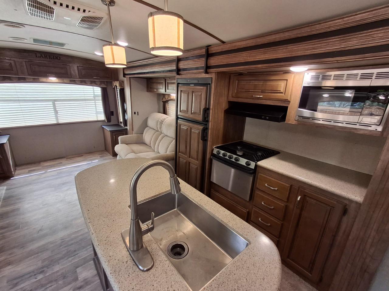 Keystone RV Laredo  2018
