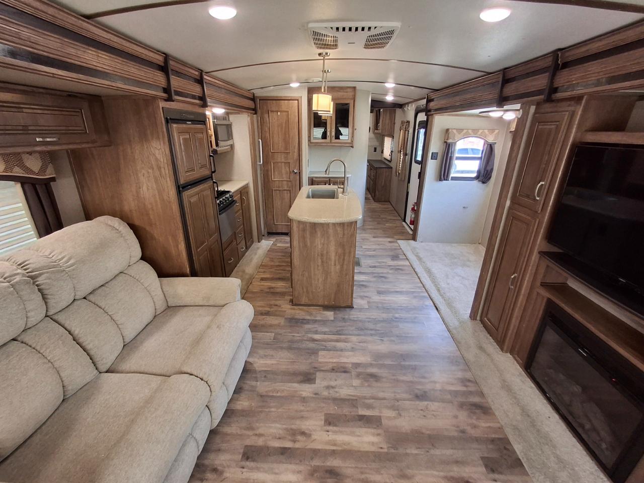 Keystone RV Laredo  2018