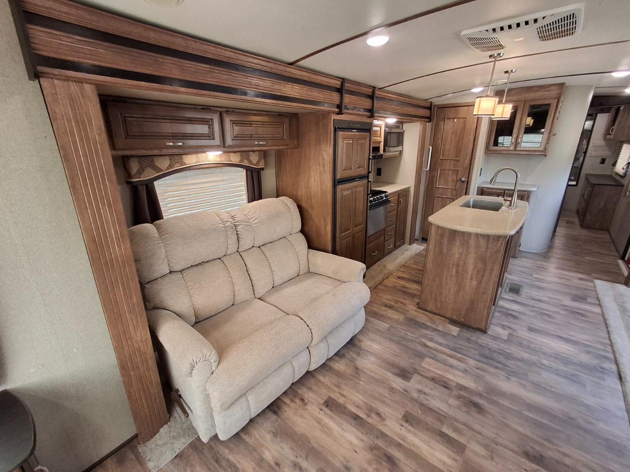 Keystone RV Laredo  2018