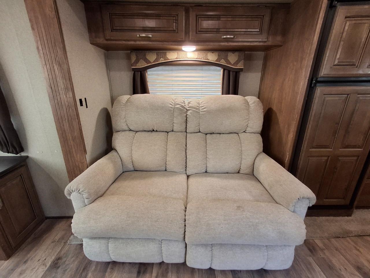 Keystone RV Laredo  2018